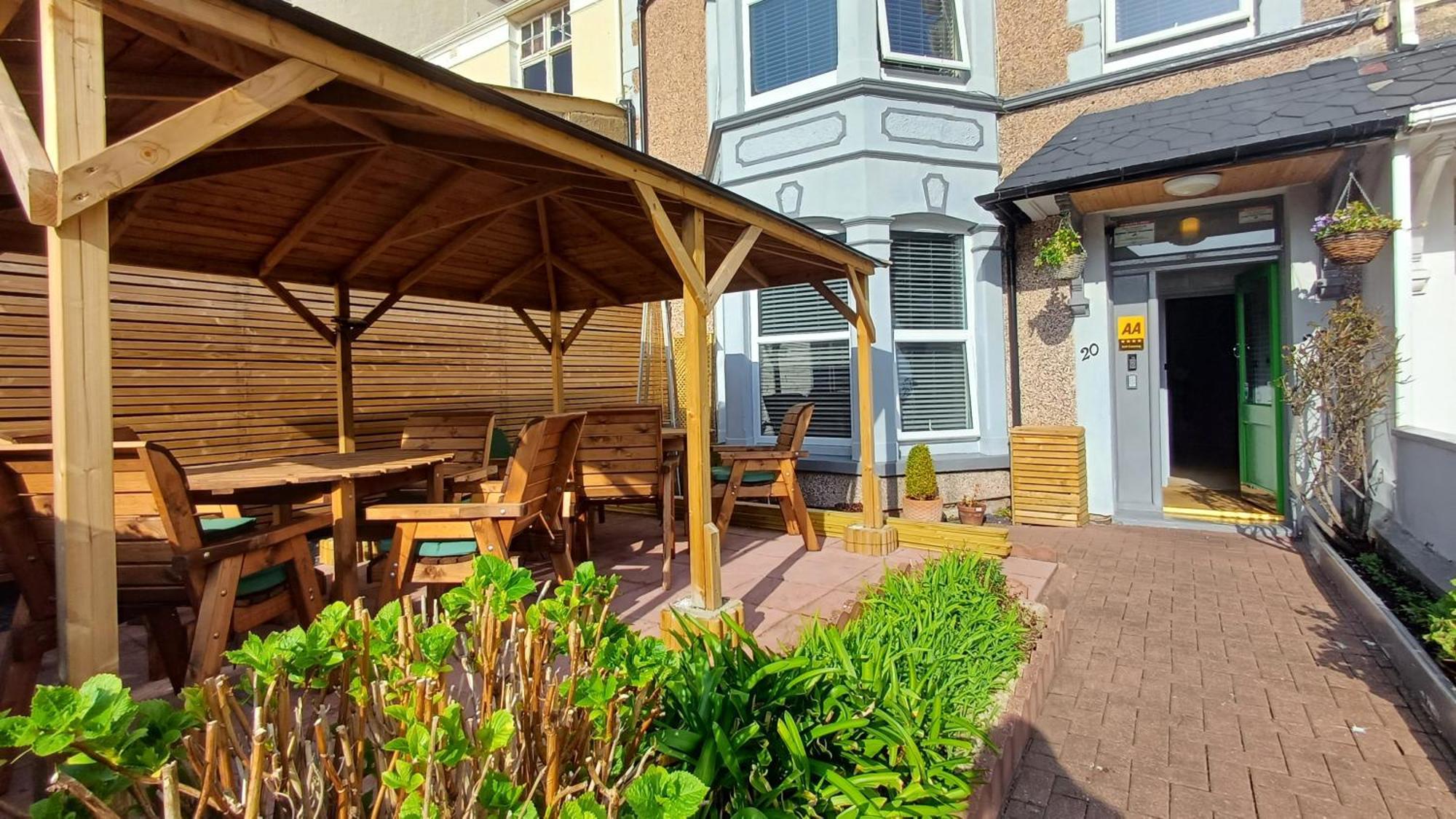 Morwenna Luxury Holiday Apartments Llandudno Dış mekan fotoğraf